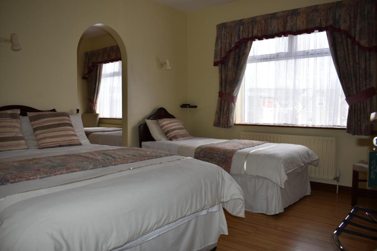 Cois Farraige Bed and Breakfast Lahinch Esterno foto