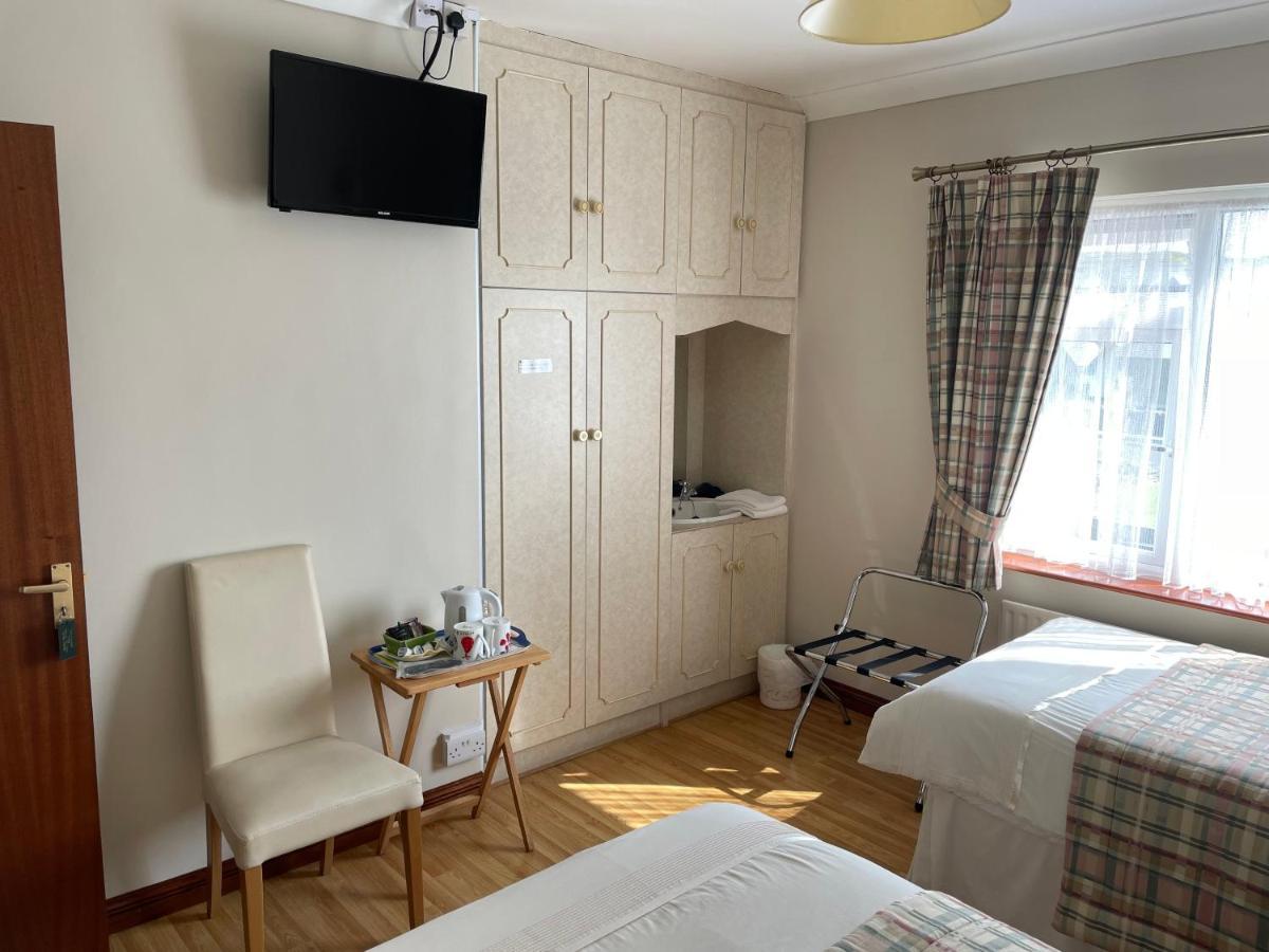 Cois Farraige Bed and Breakfast Lahinch Esterno foto